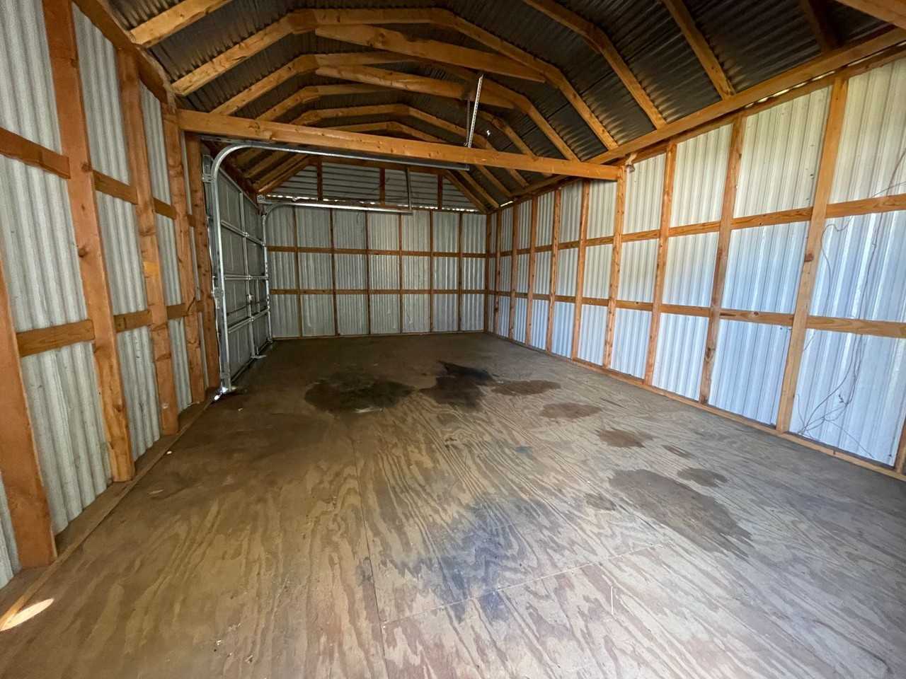 2128 Sw 41st St - Photo 3 of 3