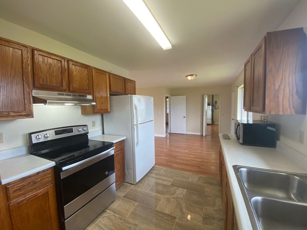 1501 Kilaha St - Photo 4 of 28