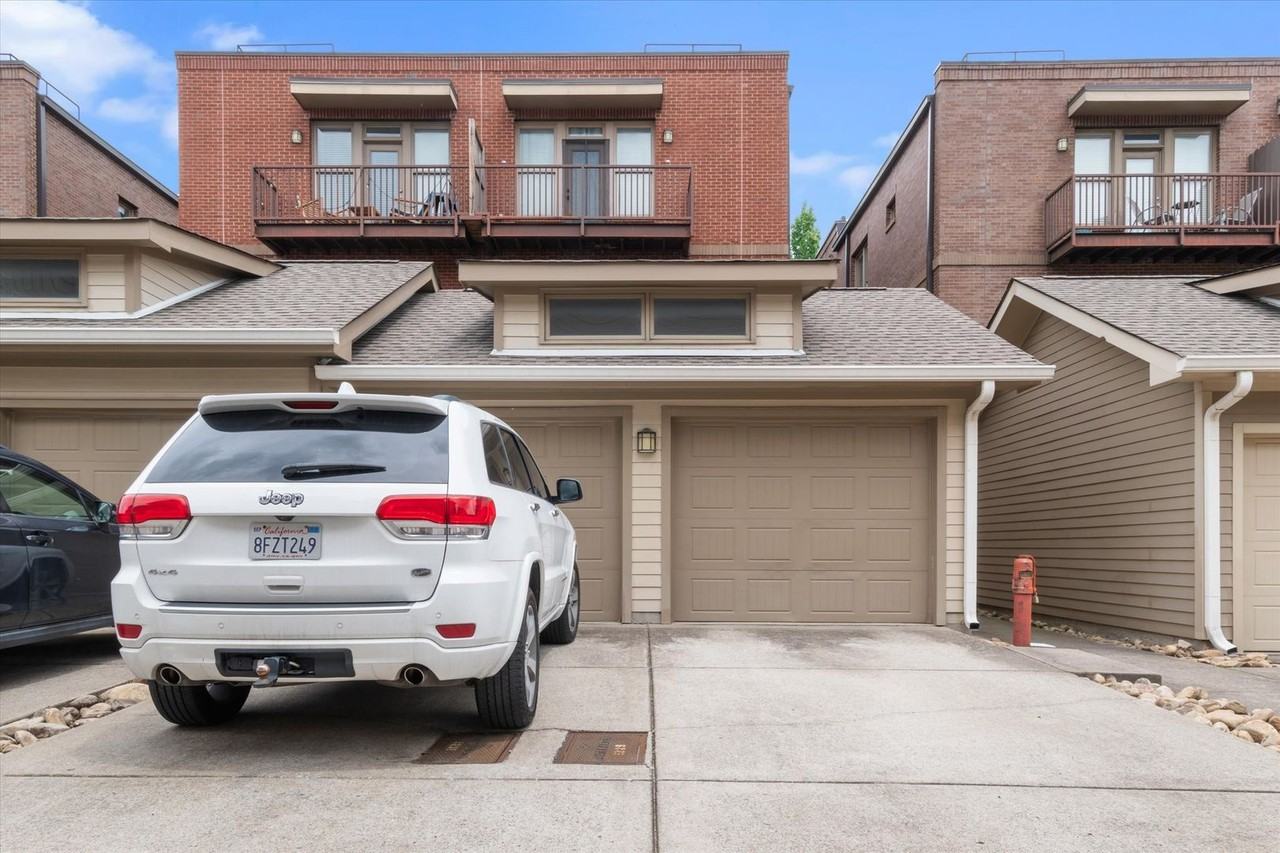 1229 4th Ave N - Photo 3 of 16