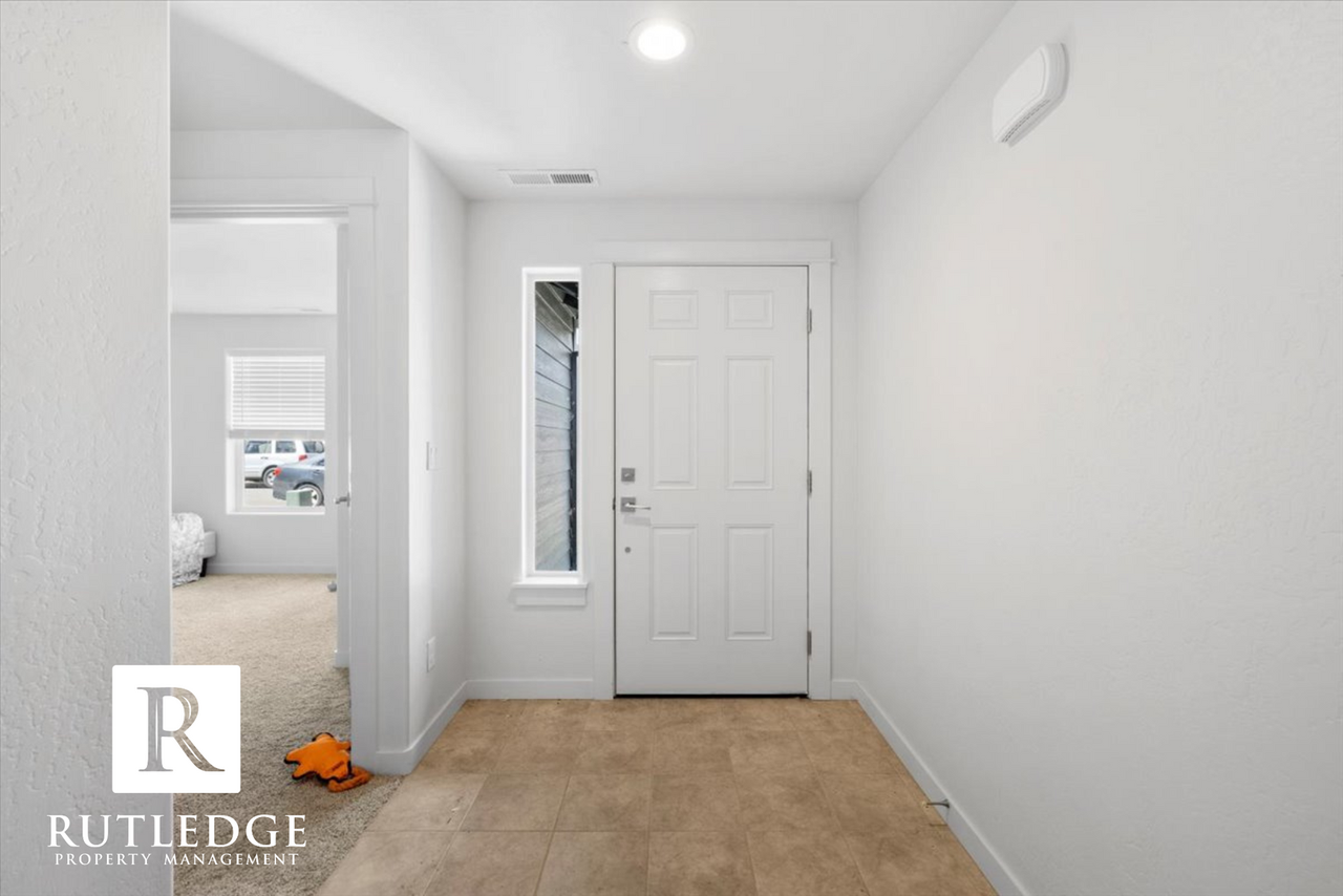 3536 Carlin Dr - Photo 3 of 19