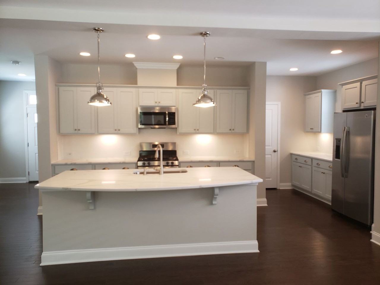 308 Crossland Dr - Photo 3 of 28