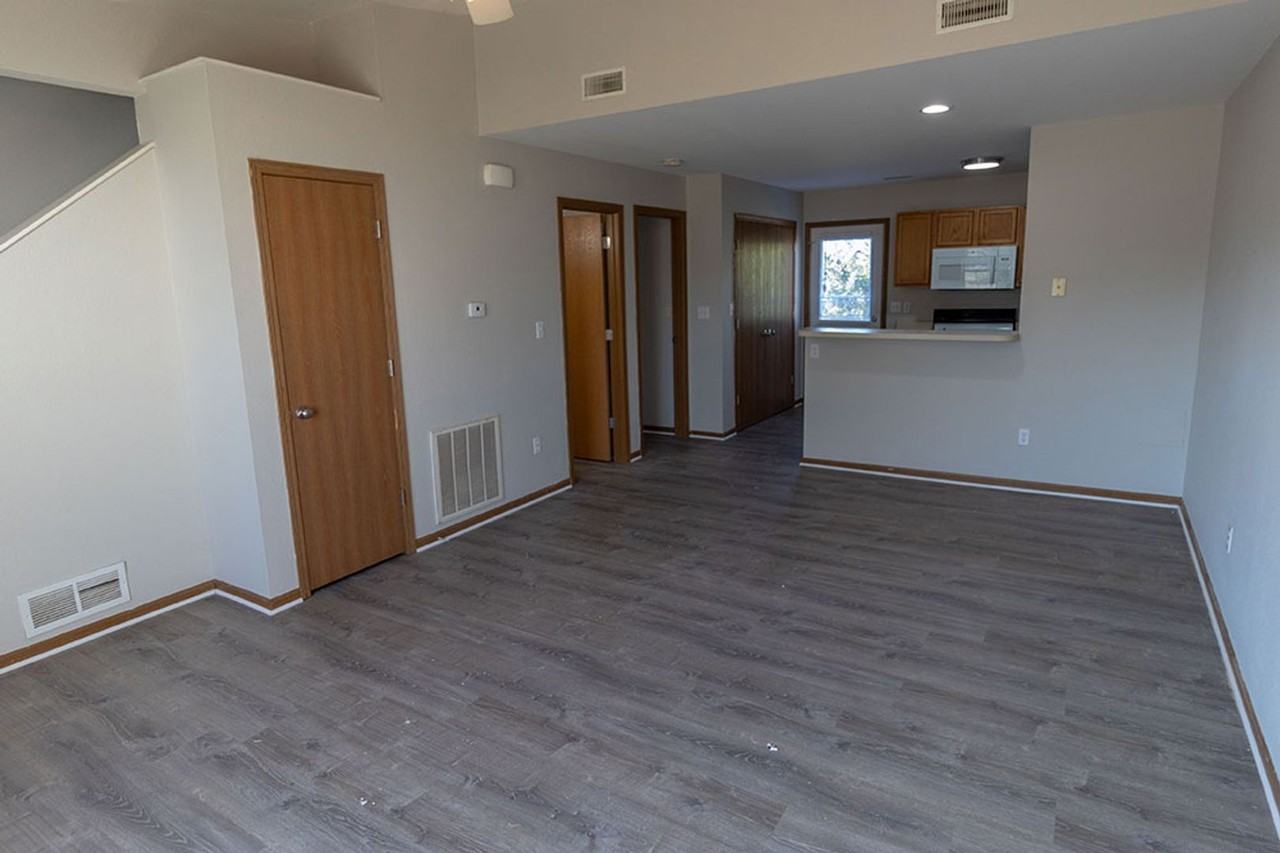 1507 Native Dancer Ct - Photo 3 of 29