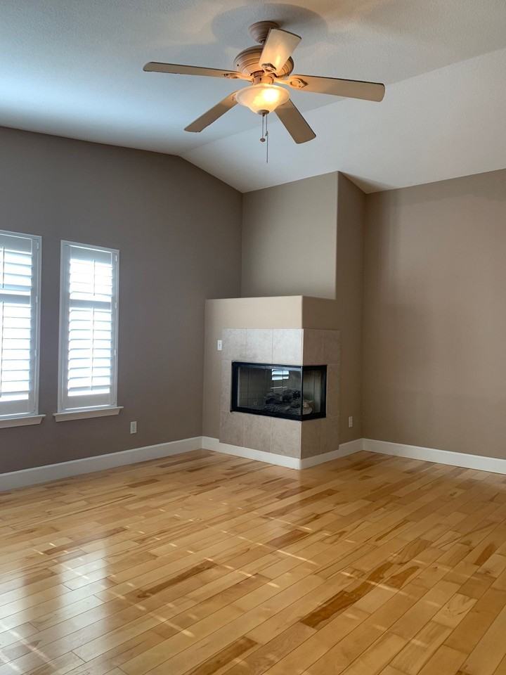 310 Cedar Ln - Photo 3 of 50