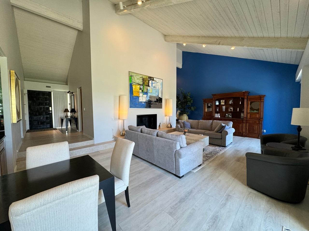 34983 Mission Hills Dr - Photo 4 of 31