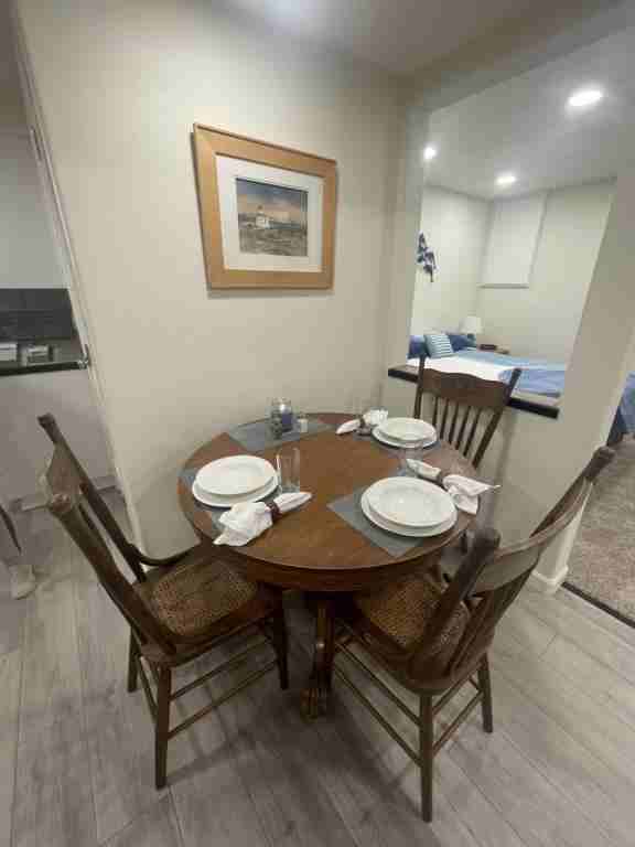 426 S 9th St - Photo 3 of 15