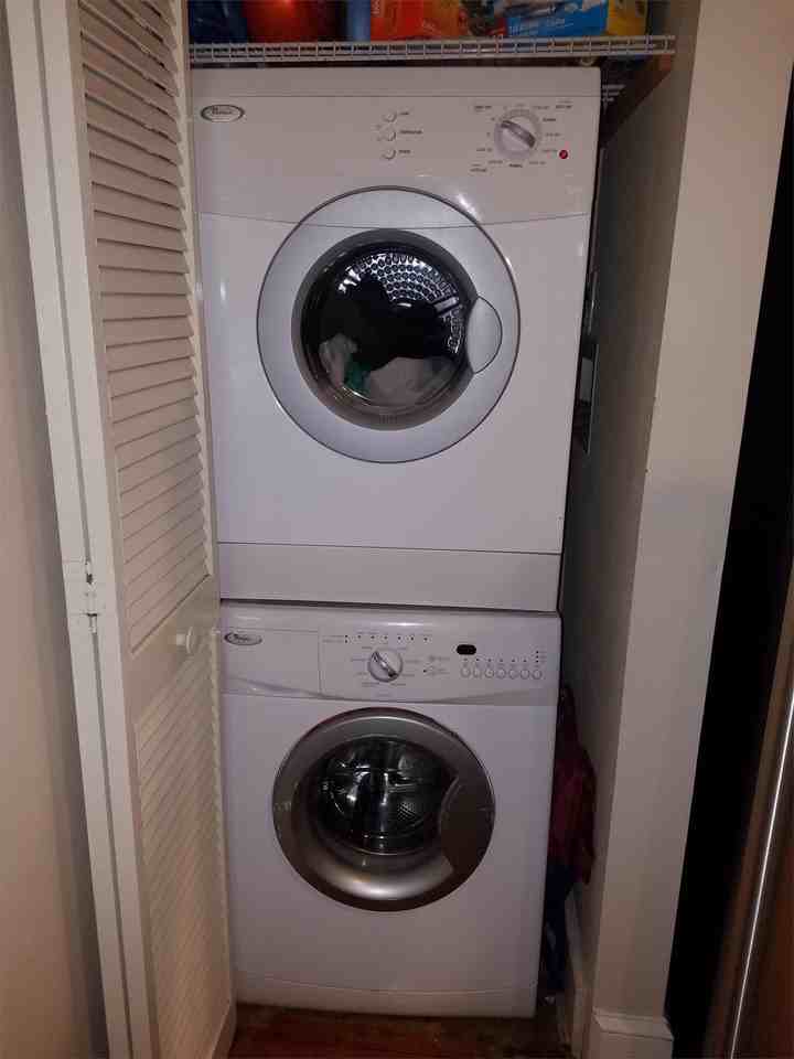 415 E Livingston St #E - Photo 3 of 15