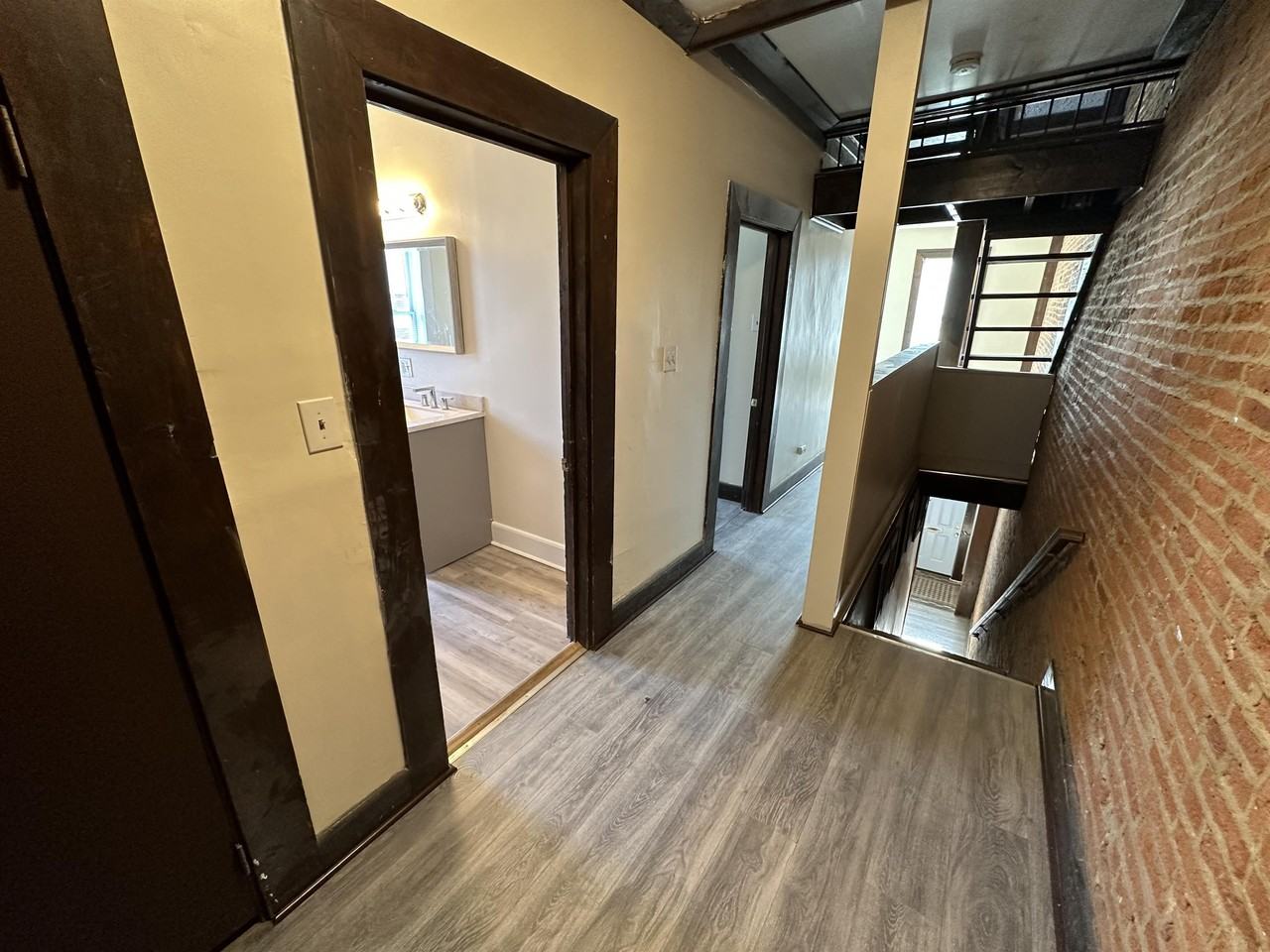 457 S Shippen St - Photo 2 of 22