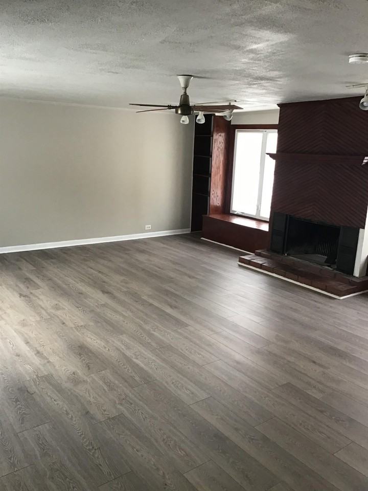 100 Washington St - Photo 3 of 9