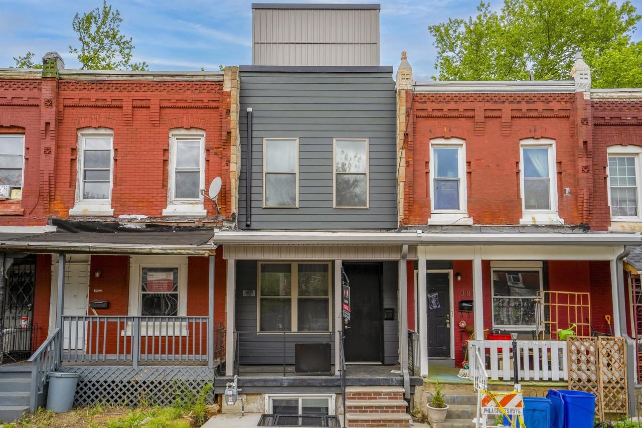 3827 Olive St - Photo 3 of 11