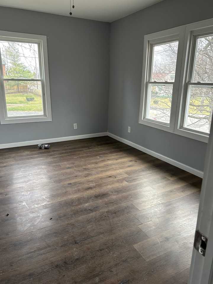 756 Sunbury Rd - Photo 3 of 8