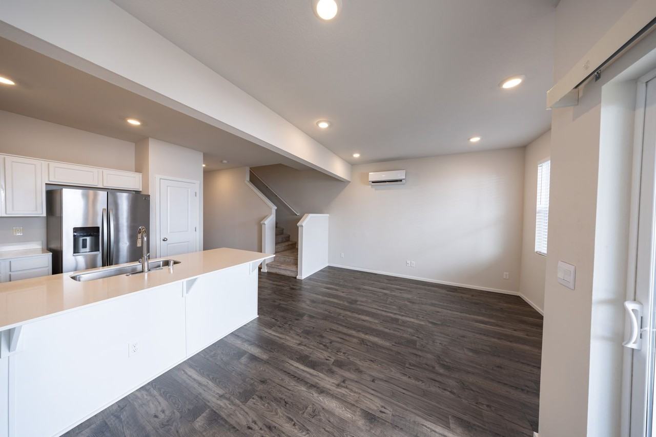 6313 Ne 61st Ave - Photo 7 of 19