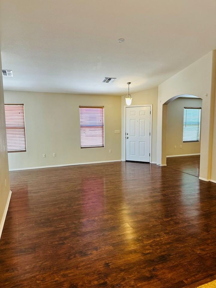 13205 E Coyote Well Dr - Photo 5 of 20