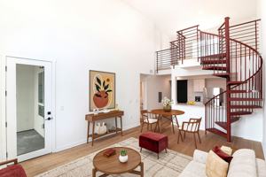featured image of 321 S Fickett St