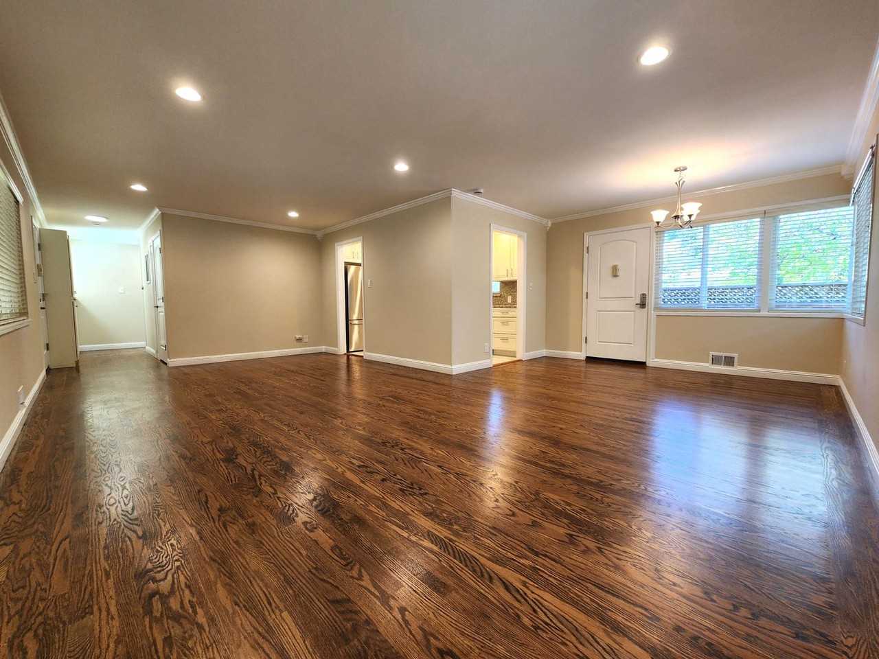 848 University Ave - Photo 2 of 19