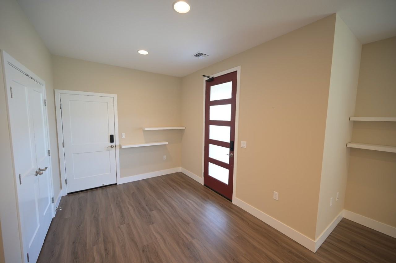 506 W Evergreen Farm Way - Photo 3 of 22