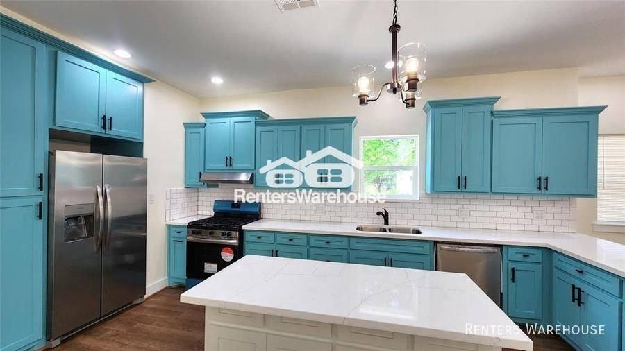 8316 Detroit St - Photo 2 of 17