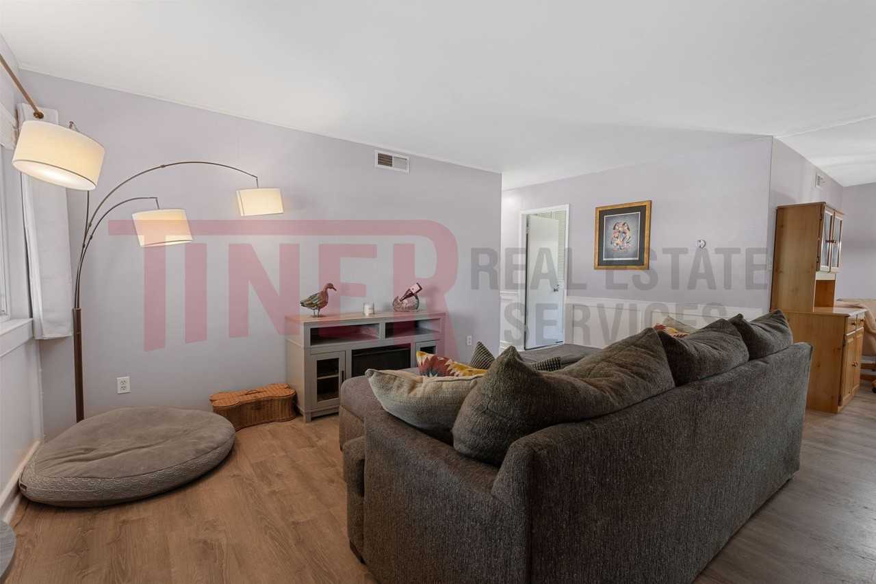 9116 Feather River Way - Photo 2 of 23