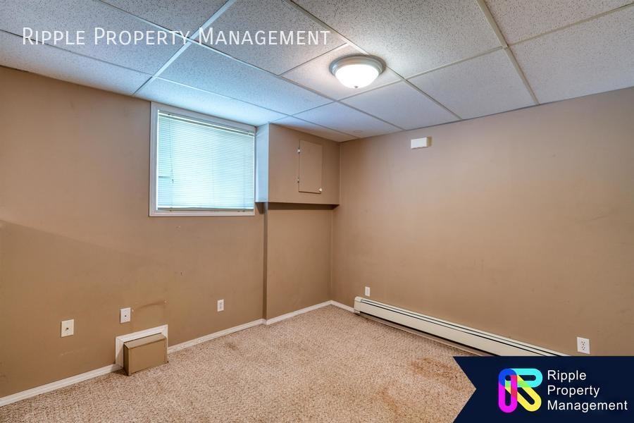 2808 Capitol Hill Cres Nw - Photo 2 of 9