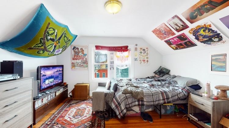 243 Summer St #2 - Photo 7 of 12