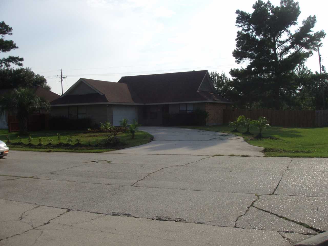 300 Lionel Ct #NA - Photo 2 of 12