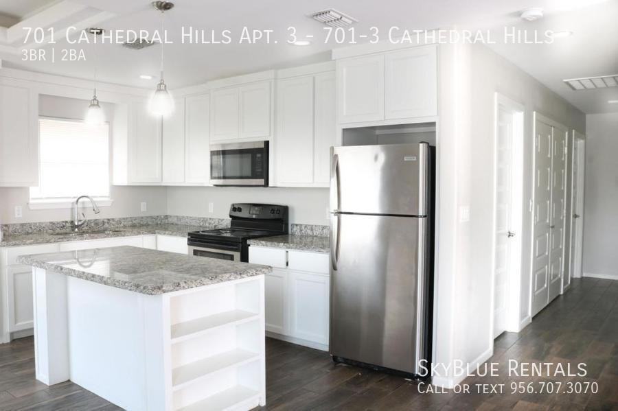 701 Cathedral Hl Apt 3 - Photo 2 of 16