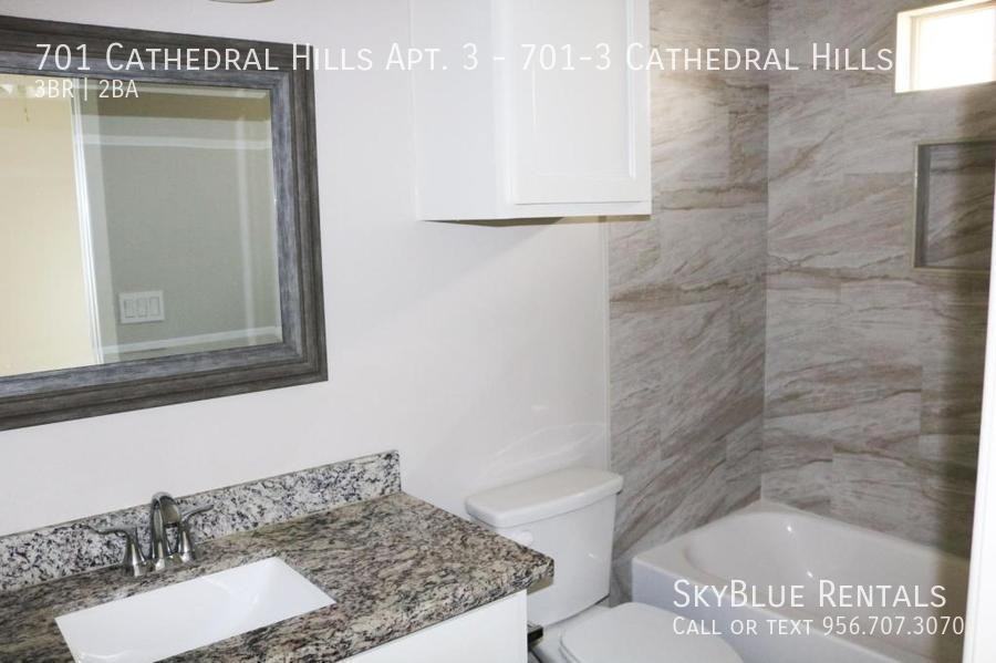 701 Cathedral Hl Apt 3 - Photo 4 of 16