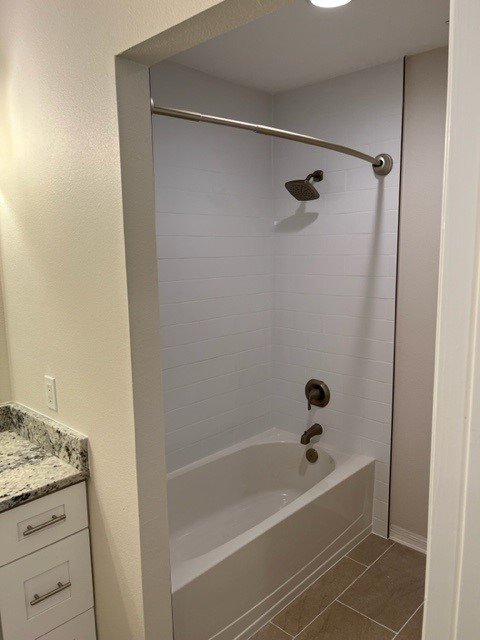 403 E Park St - Photo 7 of 13