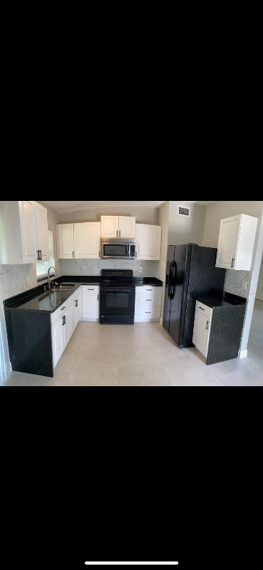2718 Rio Ln - Photo 2 of 9