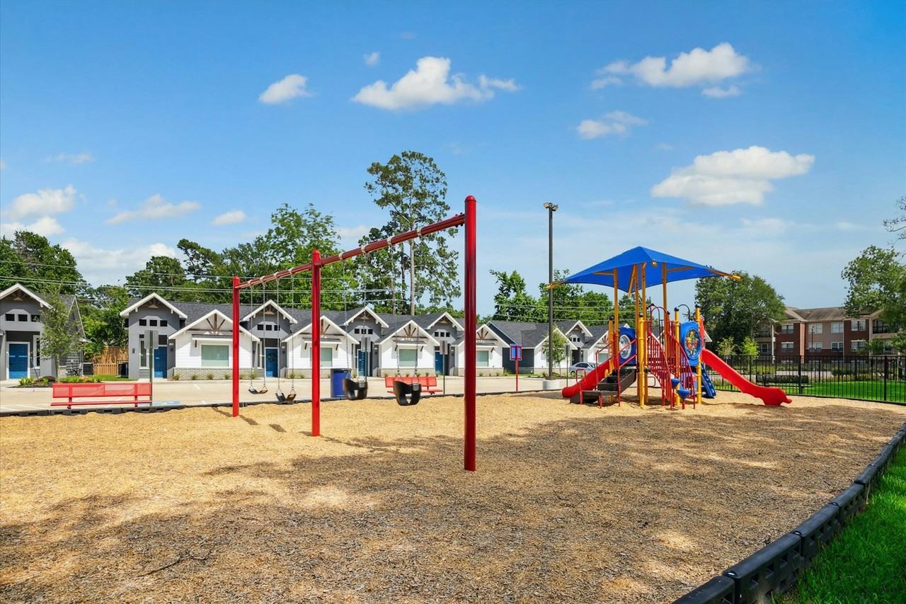 10317 Lake Road, Unit 6A - Photo 2 of 22