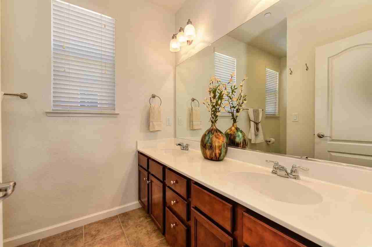 134 Barnhill Dr #1 - Photo 6 of 21