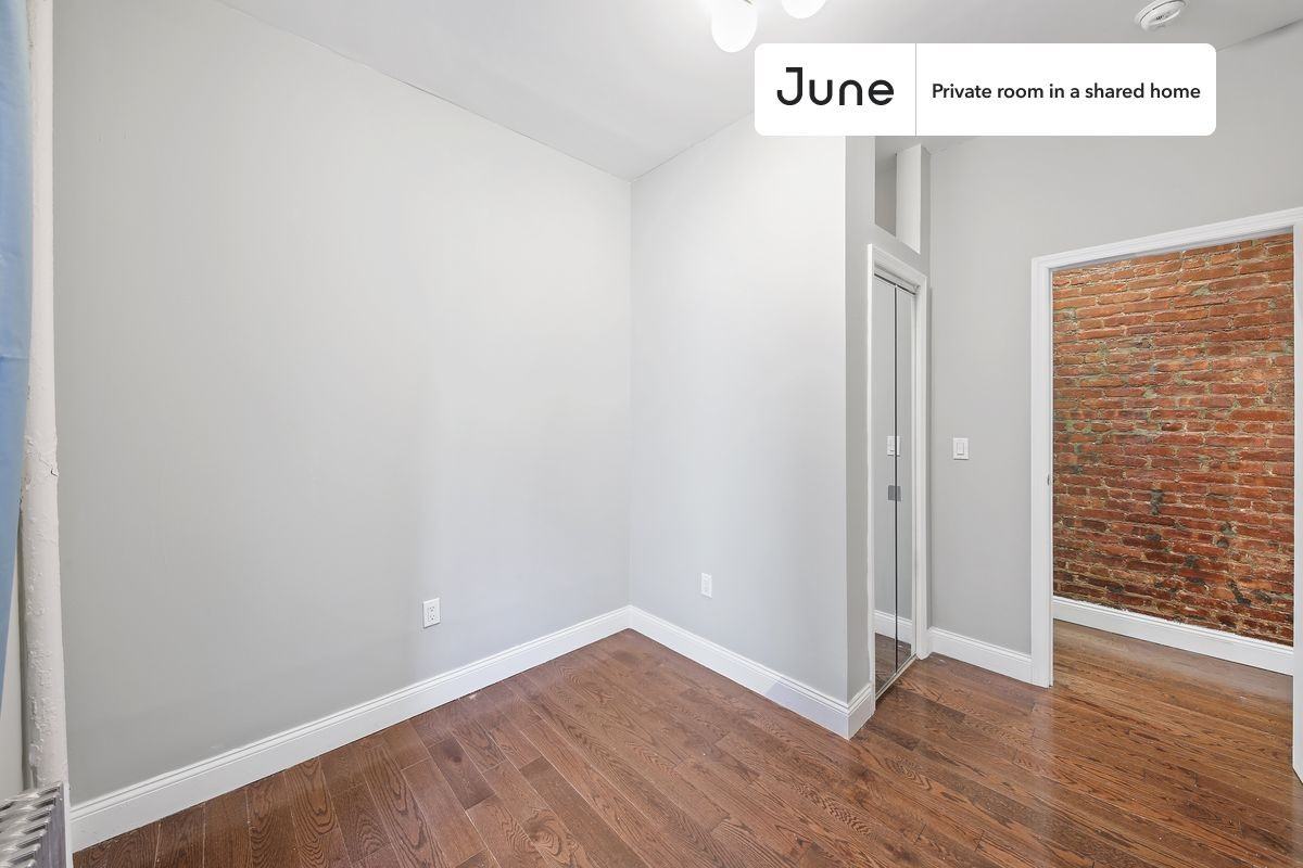 3620 Broadway #B - Photo 4 of 11