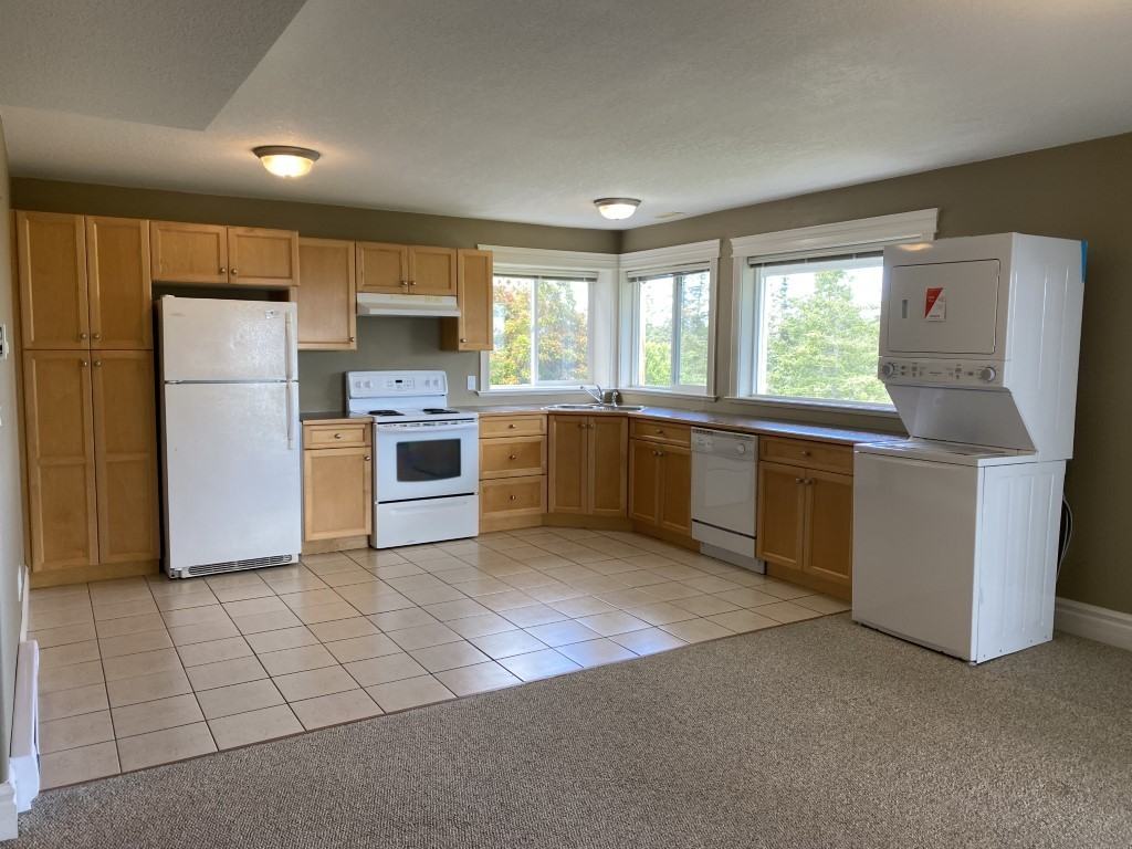 4166 Gulfview Dr Lowr - Photo 3 of 18