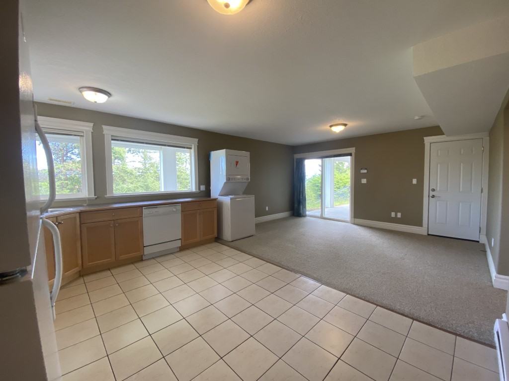 4166 Gulfview Dr Lowr - Photo 5 of 18