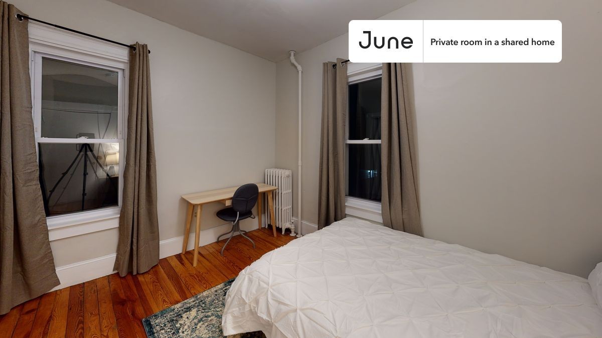 29 Craigie St #C - Photo 4 of 15