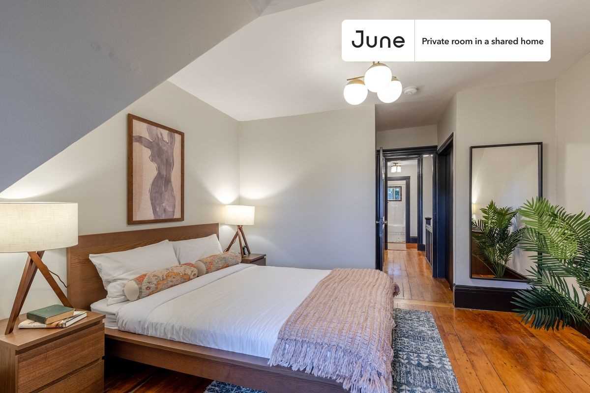 56 Ridgemont St #E - Photo 2 of 18
