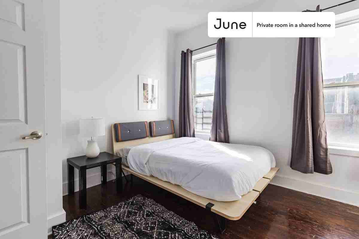 174 W 137th St #B - Photo 2 of 12