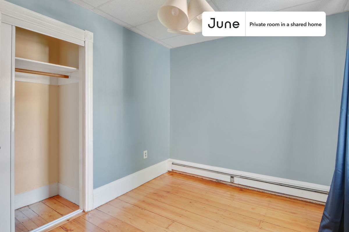 33 Howell St #A - Photo 4 of 16