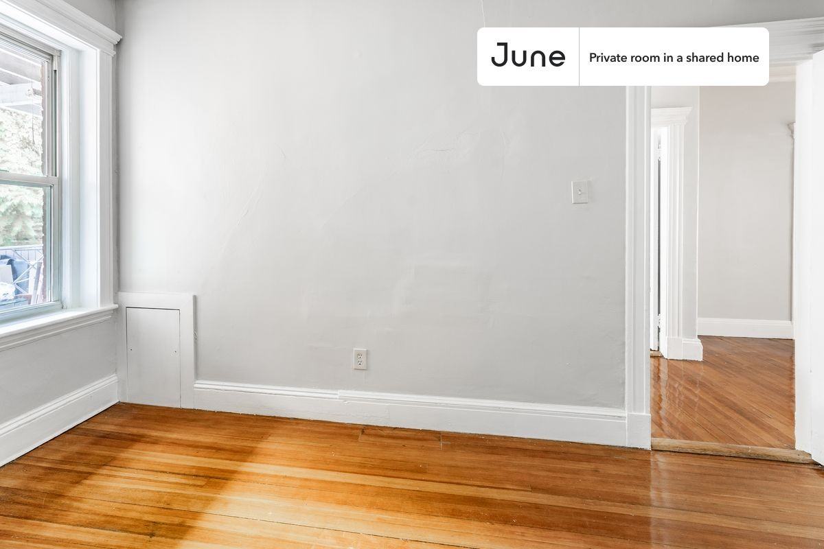 10 Strathmore Road #A - Photo 4 of 31