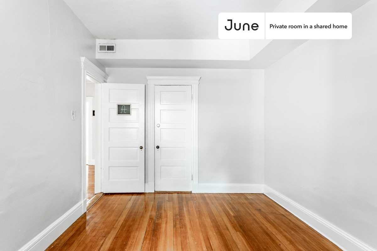 10 Strathmore Road #A - Photo 5 of 31