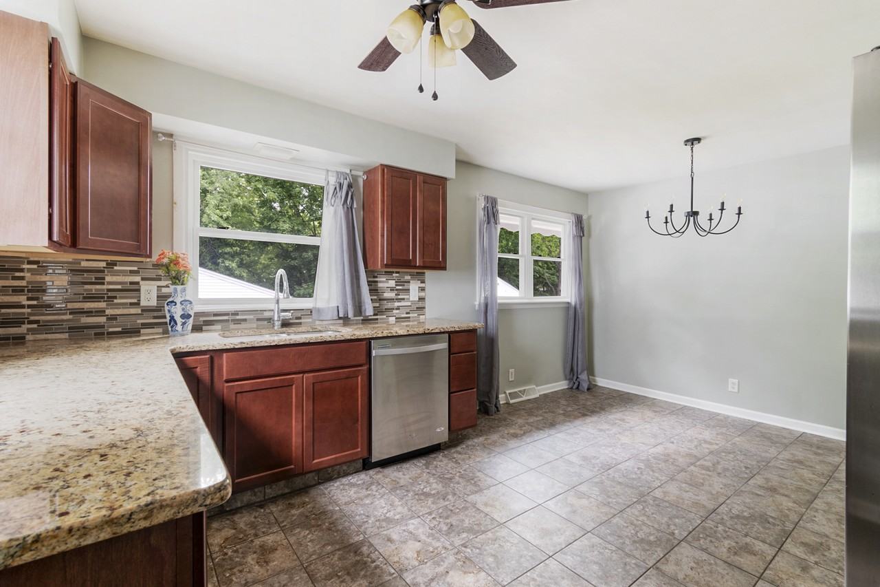 7116 Claybourne Ave #1 - Photo 4 of 22