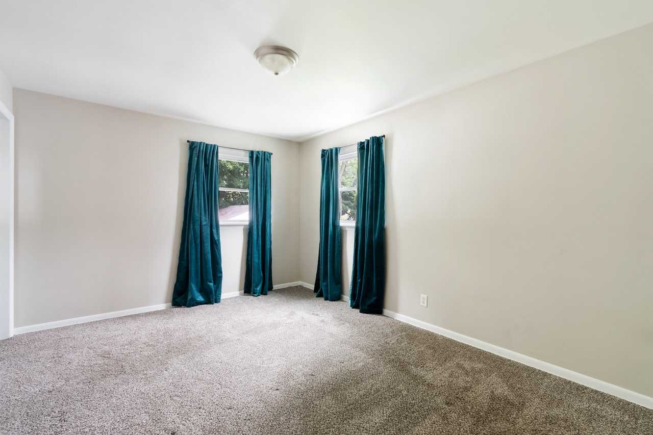 7116 Claybourne Ave #1 - Photo 5 of 22