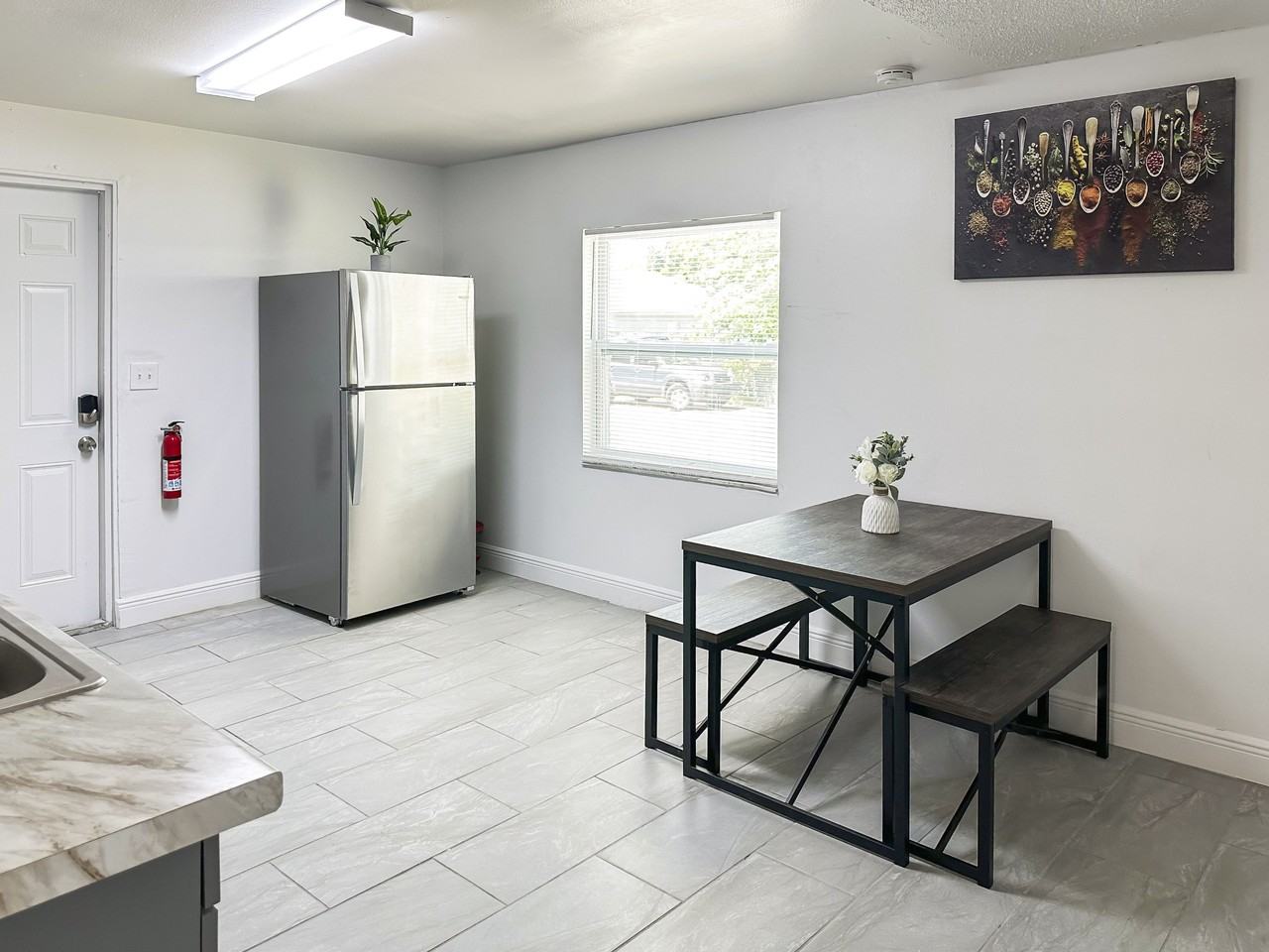 N Garrison St - Photo 2 of 13