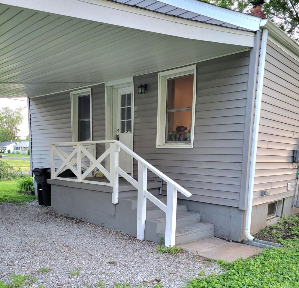 412 W Mccasland Ave - Photo 2 of 20