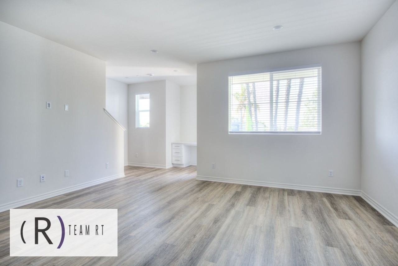 11454 Artesia Blvd - Photo 6 of 43