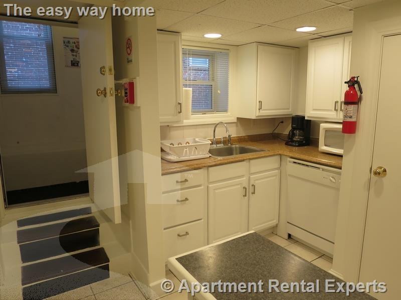 25 Lambert St #B - Photo 2 of 18