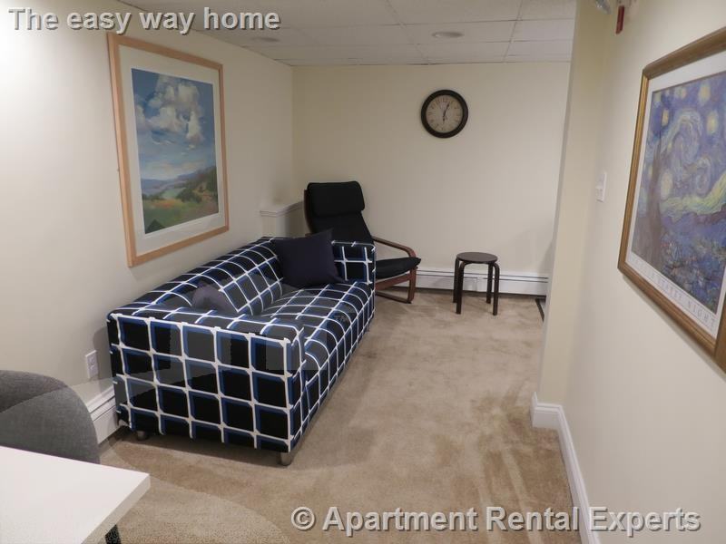 25 Lambert St #B - Photo 6 of 18