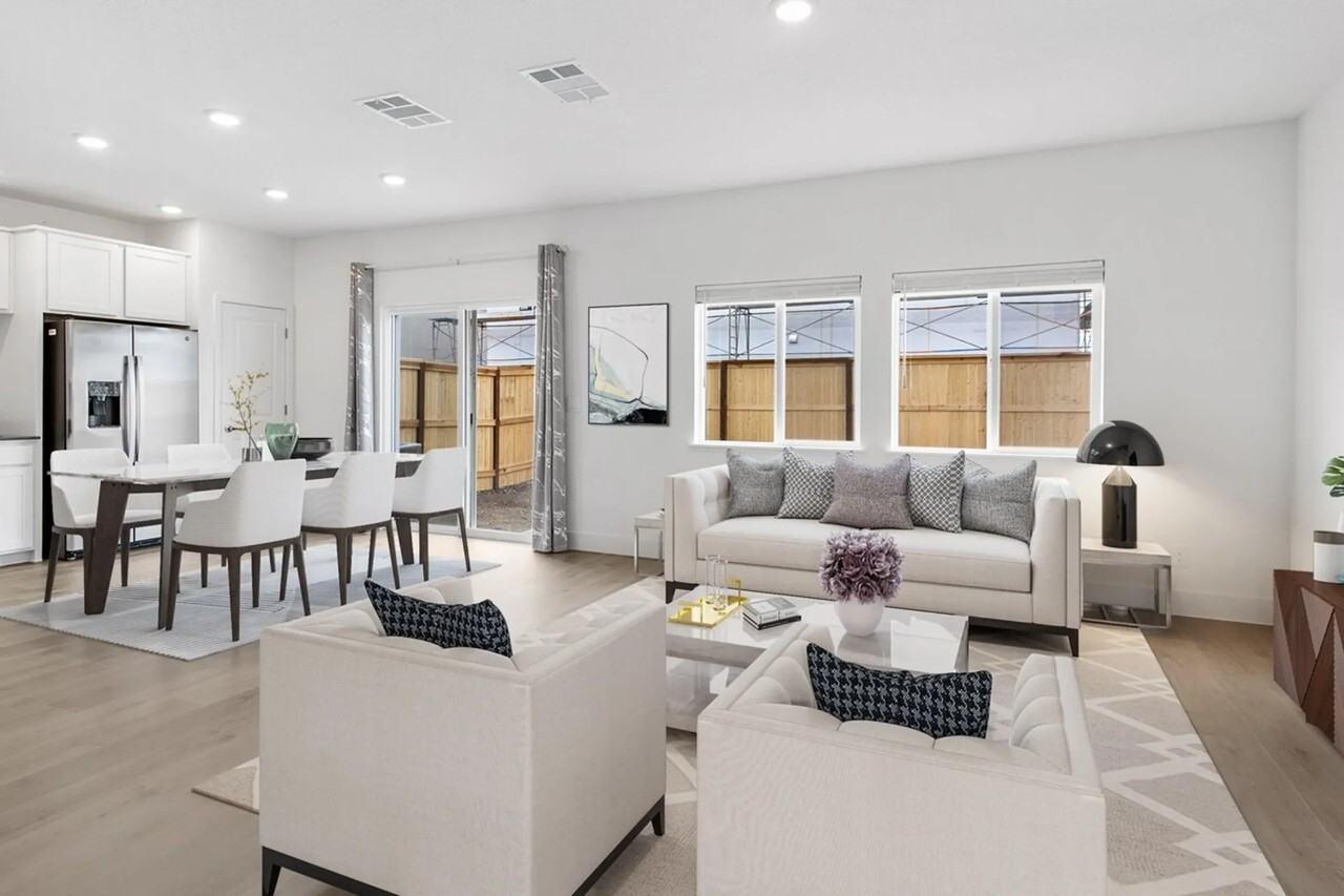 1965 Alabaster Way - Photo 3 of 15