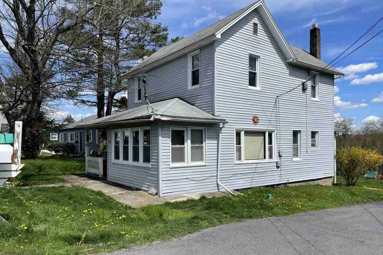 1562 Prospect St Unit 101 - Photo 2 of 7