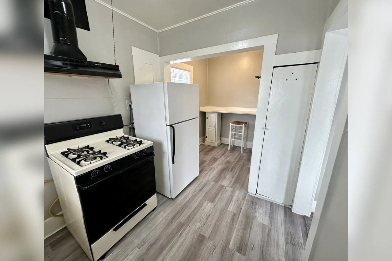 3318 1/2 Michigan St - Photo 3 of 7