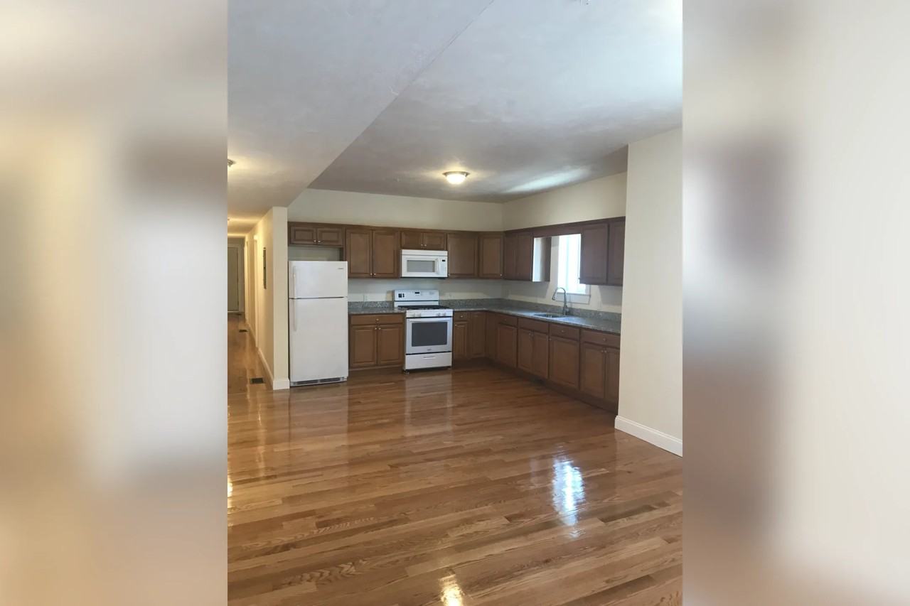 17 3rd Ave Unit 2 - Photo 2 of 10